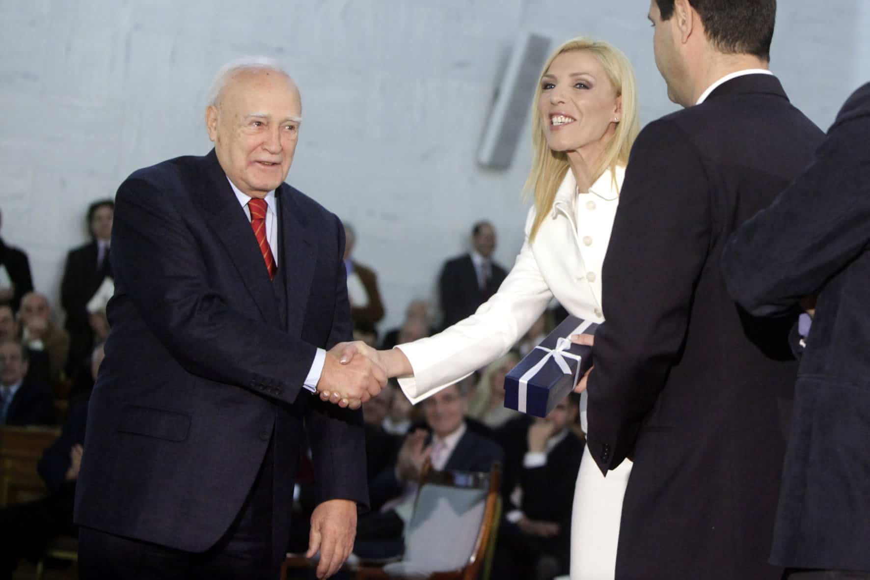 Ρένα Κουβελιώτη βιογραφικό 7