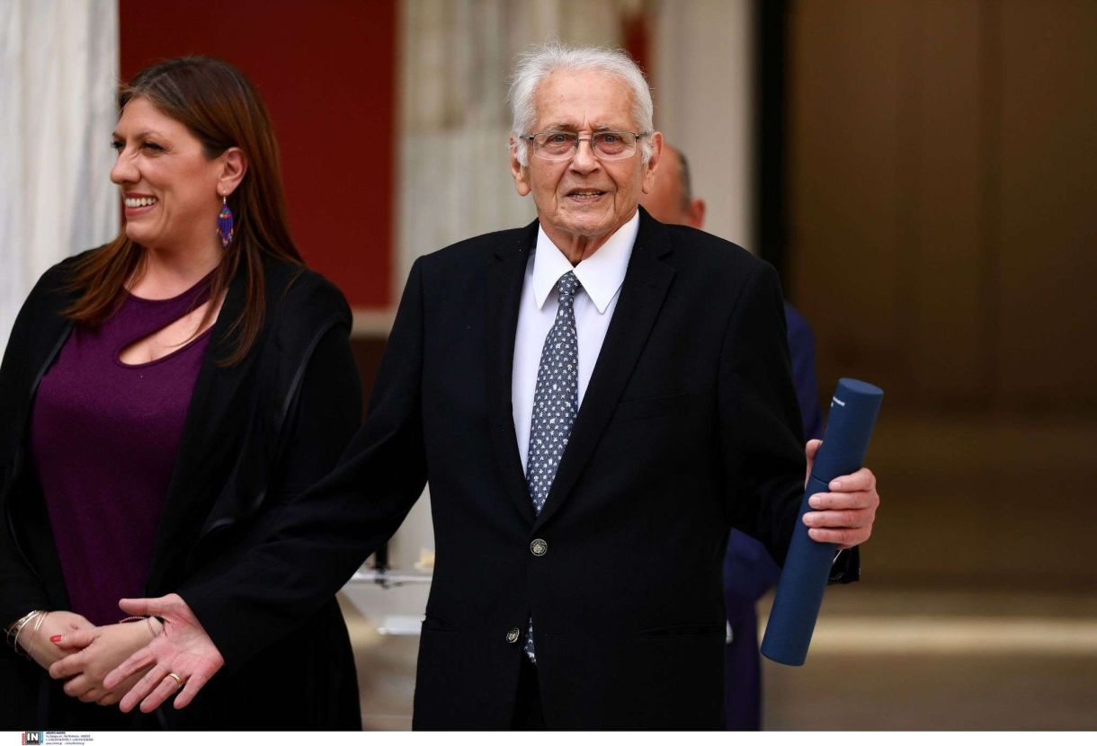 Δημήτρης Κωνσταντάρας βιογραφικό 6
