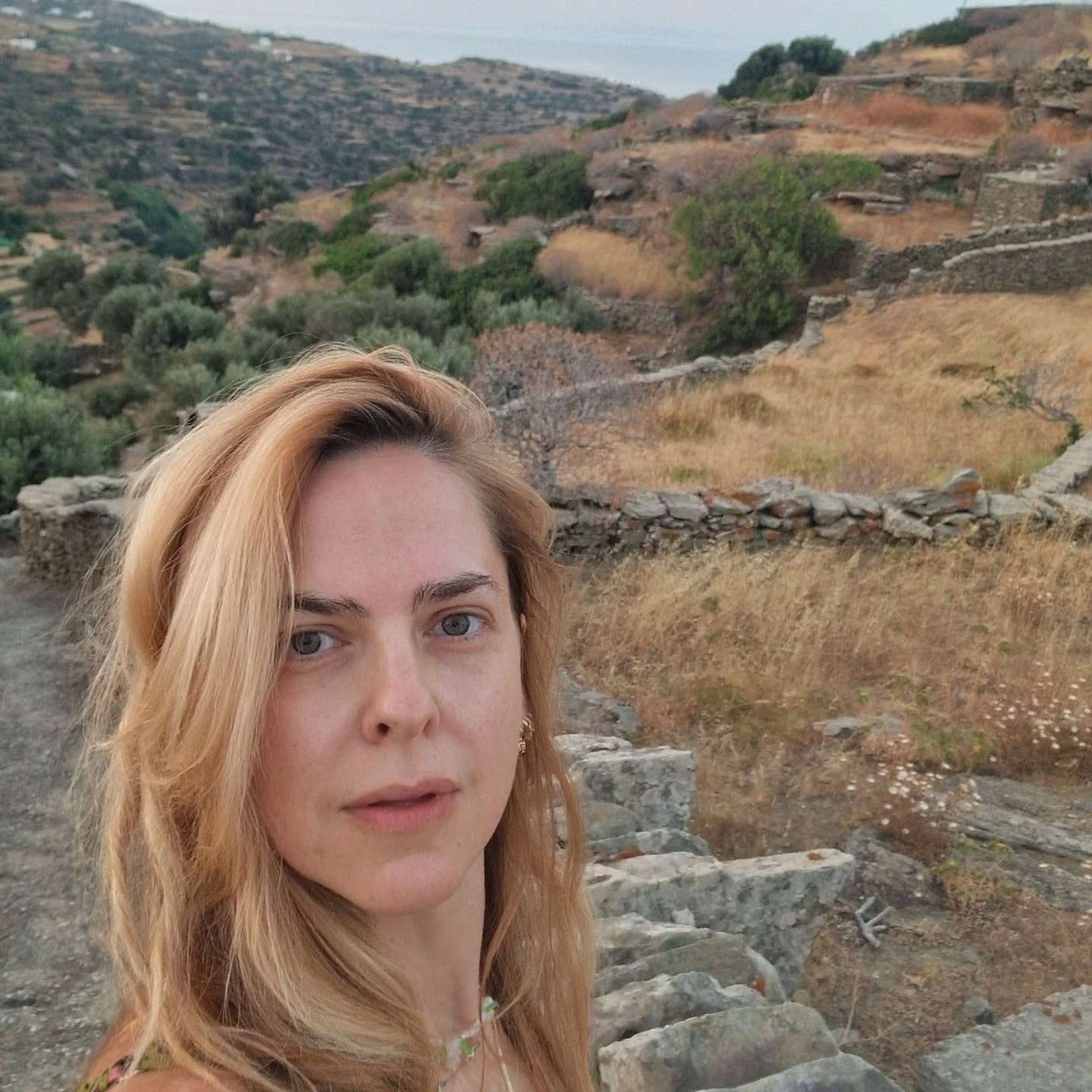Ποιά είναι η Ρένα Μόρφη;