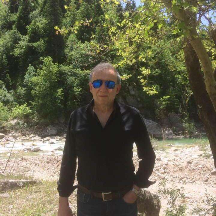 Νίκος Καρακούκης