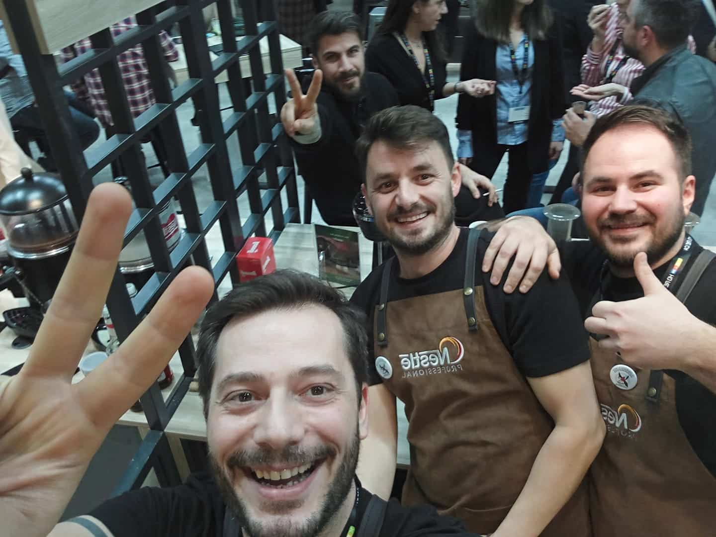 Άκης Πετρετζίκης βιογραφικό σήμερα! Η προσωπική ζωή, η ηλικία, το ύψος, η καταγωγή, οι σπουδές, και τα κιλά 8