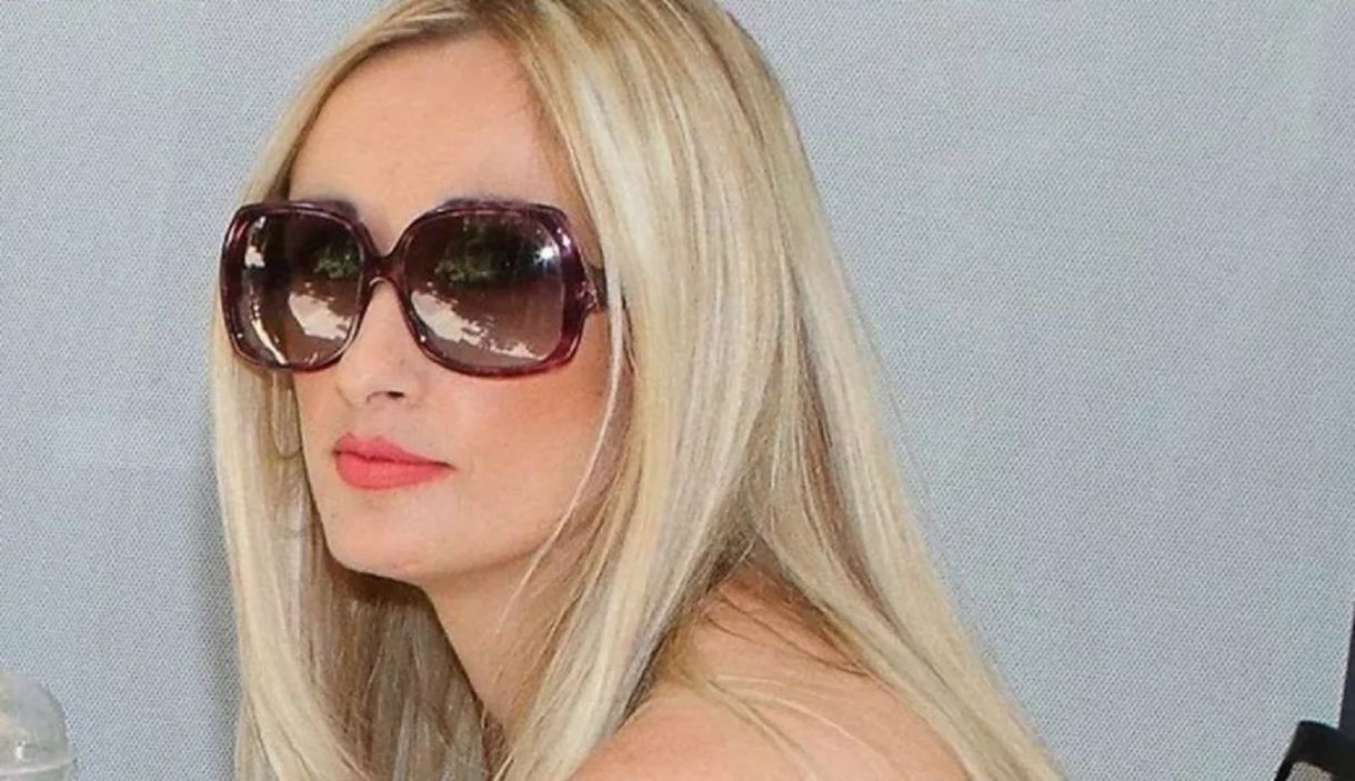 Ποιά ειναι η Γιούλη Σταρίδα 2