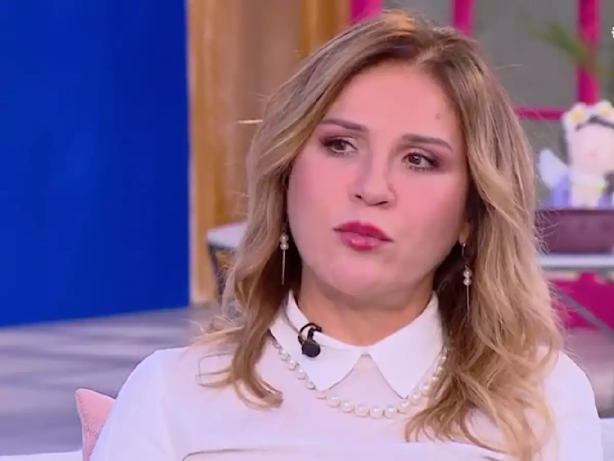 Μπέσσυ Μάλφα ηλικία! Το ΥΨΟΣ, τα ΚΙΛΑ τα 55 έτη και το προκλητικό μαγιό ΜΑΓΙΟ