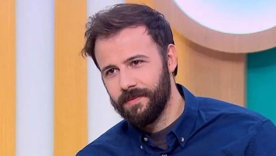 Νίκος Γκέλια βιογραφικό! Η προσωπική ζωή, η ηλικία, το ύψος, η καταγωγή, οι σπουδές, και τα κιλά