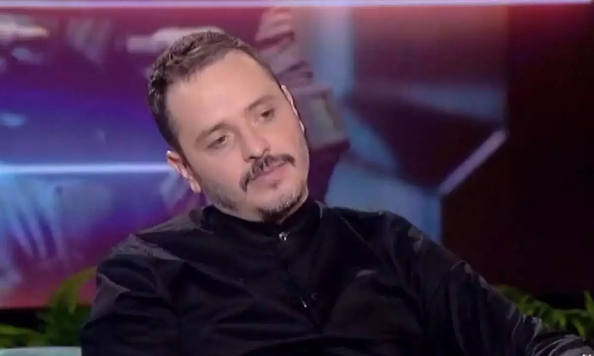 Αλέξανδρος Τσουβέλας βιογραφικό σήμερα! Η προσωπική ζωή, η ηλικία, το ύψος, η καταγωγή, οι σπουδές, και τα κιλά