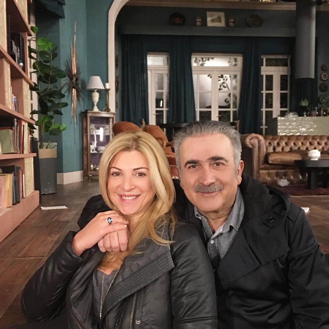 Λάκης Λαζόπουλος βιογραφικό ηλικία ύψος, η ΚΟΡΗ, ο γάμος και 2 θάνατοι που τον σημάδεψαν  9