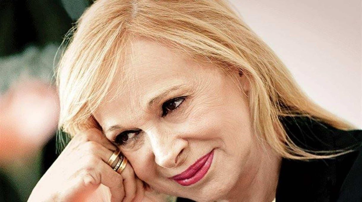 Άννα Φόνσου ηλικία βιογραφικό! Ο ΓΑΜΟΣ με τον ΠΛΟΥΣΙΟΤΕΡΟ Έλληνα και οι ΕΥΧΕΣ που τις πραγματοποιούσε