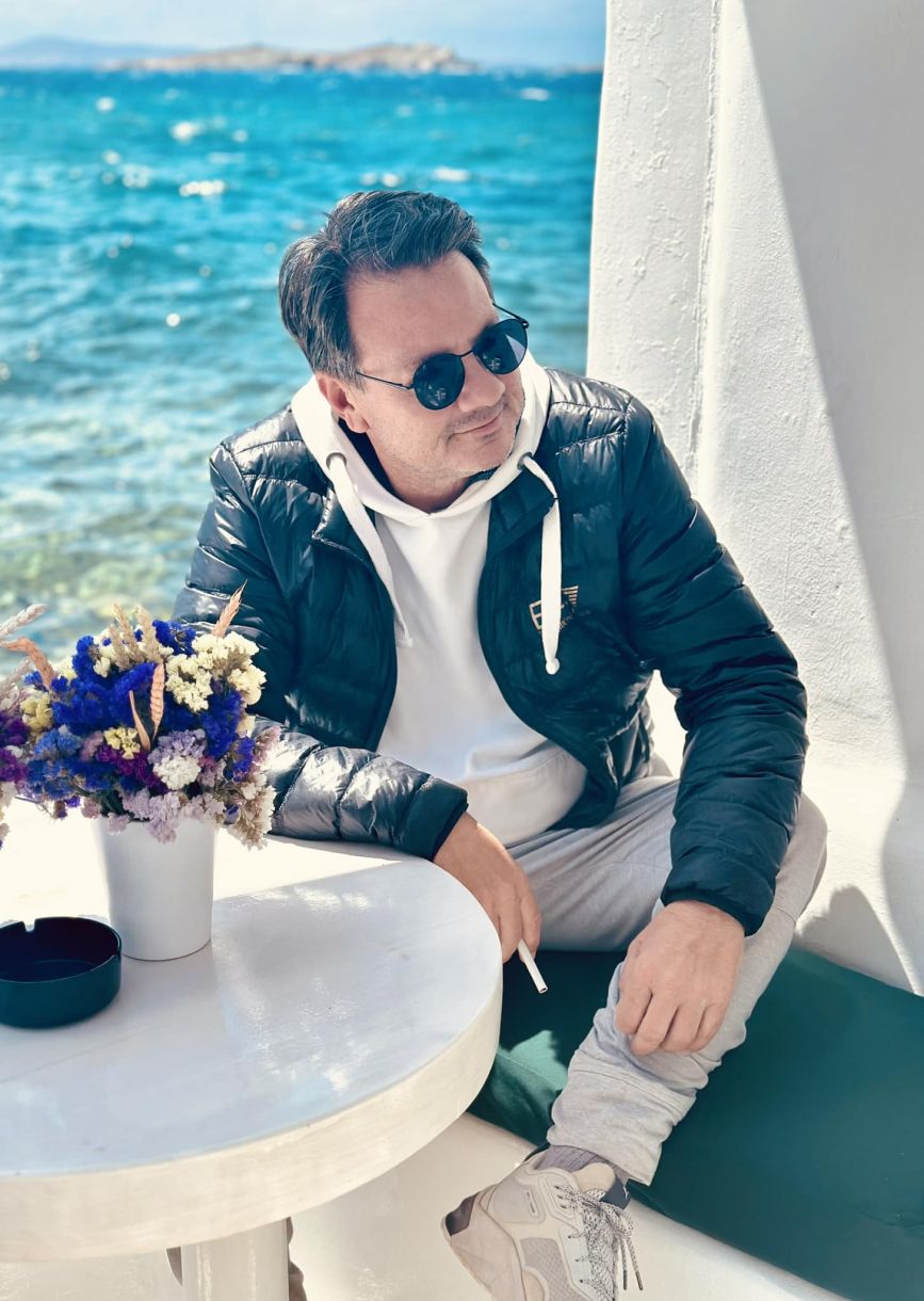 Ο Απόστολος Λύτρας ΒΓΑΙΝΕΙ από την ΦΥΛΑΚΗ! Γιατί και πως αποφυλακίζεται!