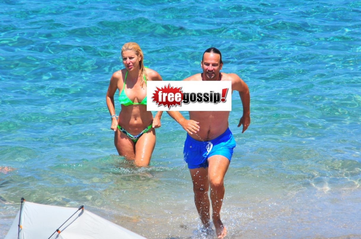 Ελένη Μενεγάκη Ο σύζυγος οι σύζυγοι 3 διαζύγια 2 αρραβώνες 4 γάμοι 4 παιδιά σε 35 χρόνια όλα αυτά