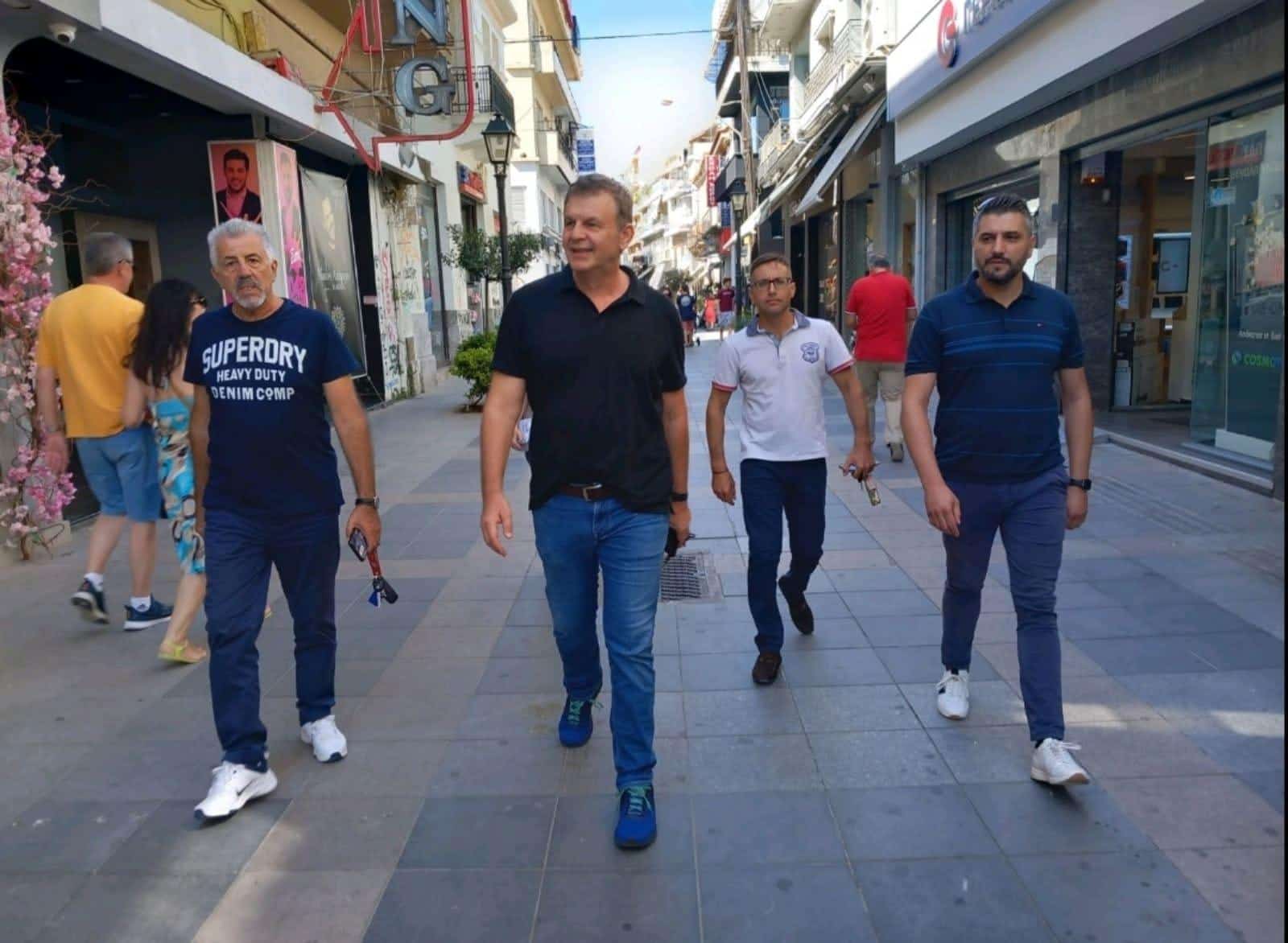 ΠΡΟΕΔΡΟΣ του ΣΥΡΙΖΑ ο Απόστολος Γκλέτσος βιογραφικό ηλικία 8