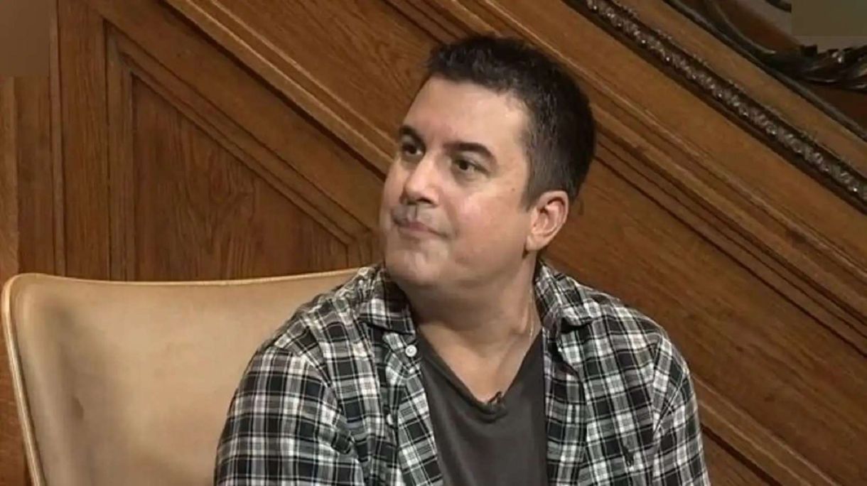 Πάνος Κατσαρίδης βιογραφικό
