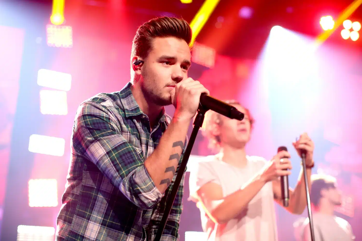 241016 liam payne se 549p 8010f6