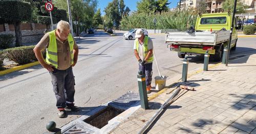 Ο Δήμος Αλίμου συνεχίζει με σύστημα τον καθαρισμό των φρεατίων των αγωγών ομβρίων υδάτων.