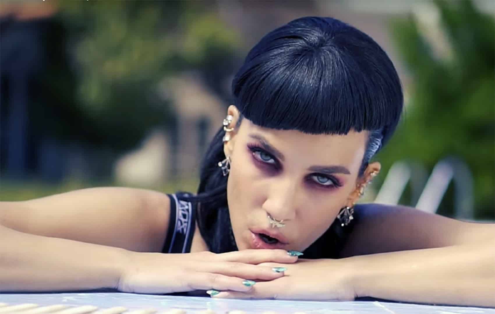 Ωρολογιακή ΒΟΜΒΑ! Πόλεμος για τα ΚΙΛΑ της Κατερίνα Στικούδη