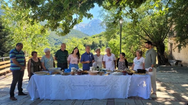 Κωστής Ζαφειράκης εκπομπή: Μας συστήνει την ορεινή και παραμυθένια Περιστέρα Αιγιαλείας