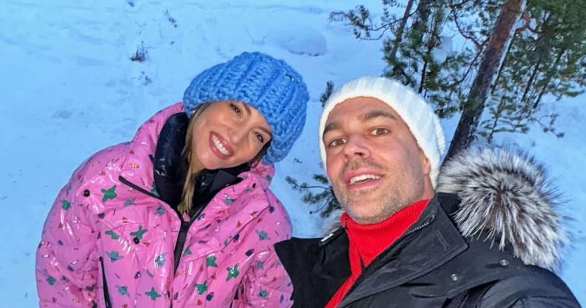 Αθηνά Οικονομάκου ηλικία ύψος, σύντροφος, και η περηφάνια που βγάζει την ζωή της στα σόσιαλ