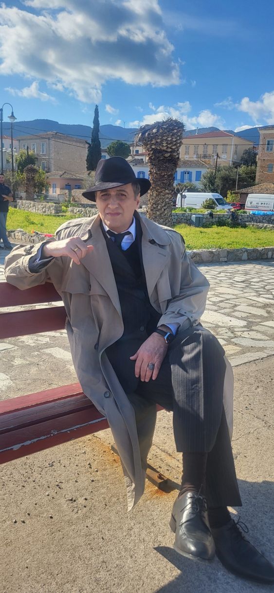 Ποιος ειναι ο επιθεωρητής Άρης Κωλέτσης, κατά κόσμον Βαγγέλης Αλεξανδρής του Αγιου Ερωτα