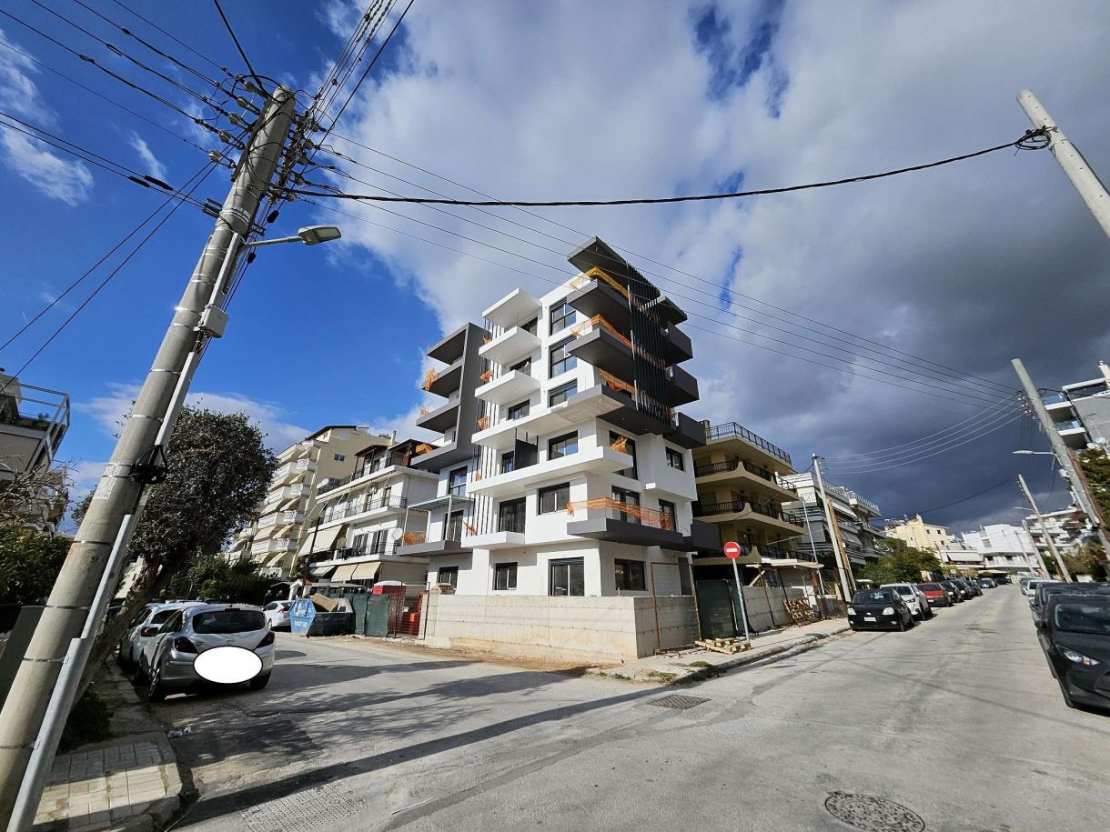 Γλυφάδα τώρα! ΤΣΟΥΝΑΜΙ οικοδομών! 3 καινούργιες σε κάθε οδό