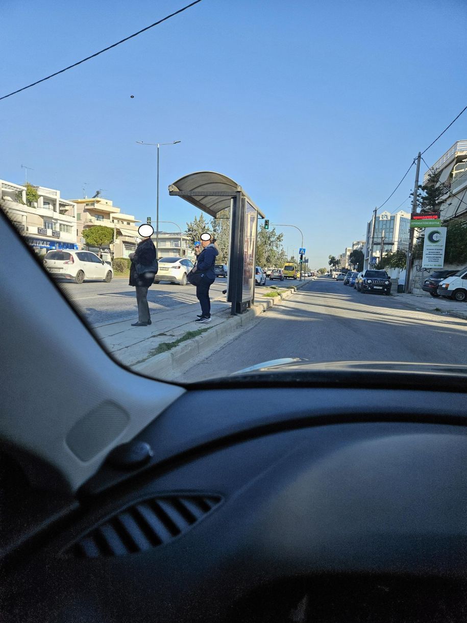 Νότια – Αργυρούπολη τώρα! Ποιος είναι ο 19χρονος που χτύπησε 18χρονο στον παράδρομο της Βουλιαγμένης