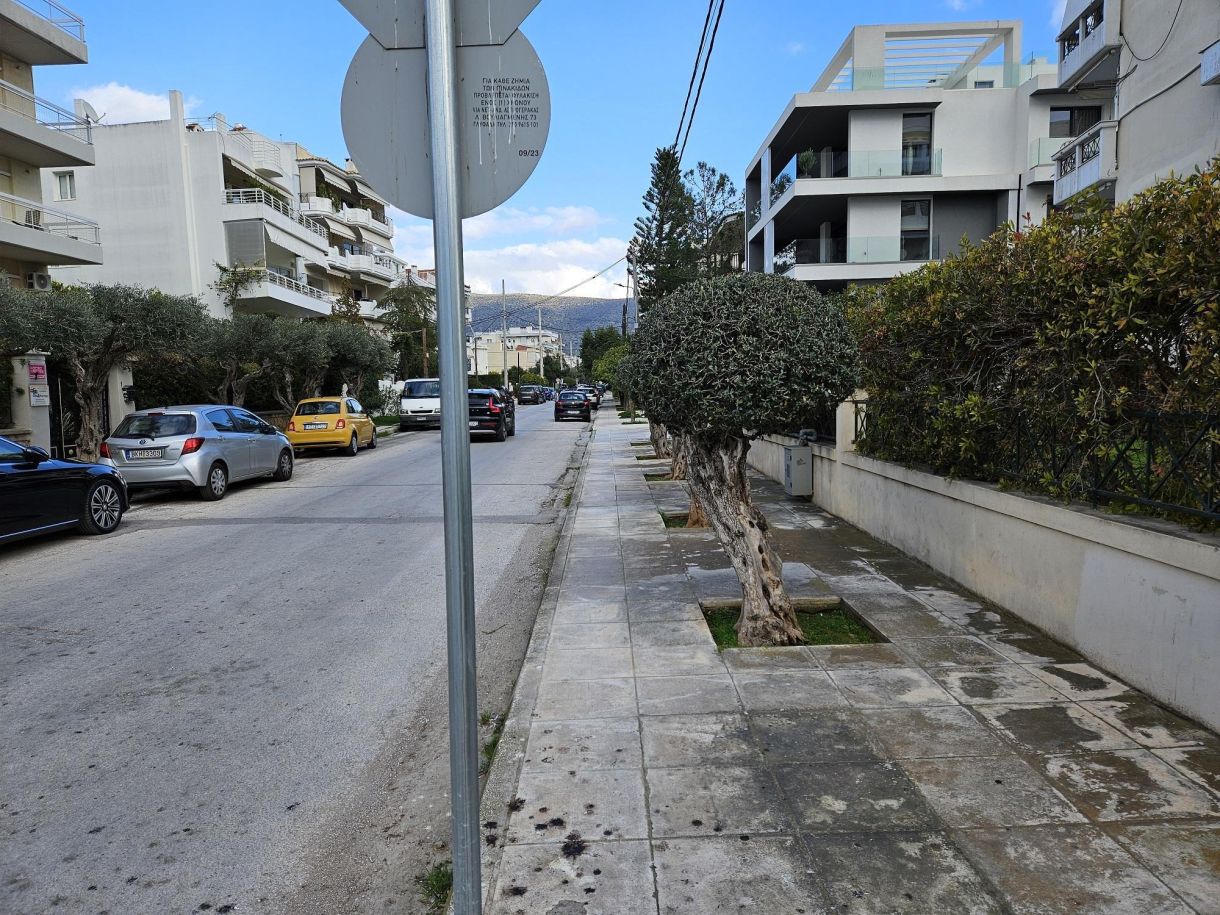 Νότια προάστια Γλυφάδα τώρα! Όλοι οι πόλεμοι από …απληστία γίνονται