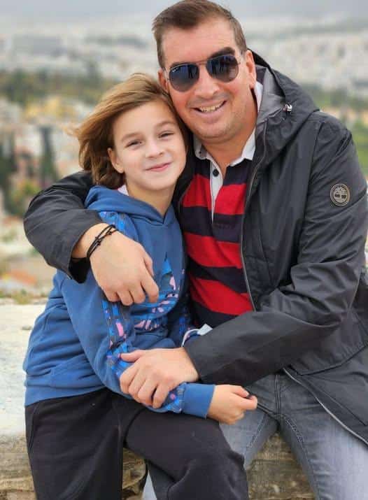 Γιάννης Κωνσταντάτος γιός: ”Σήμερα ο Μίμης, η φατσούλα μου, γίνεται 13”