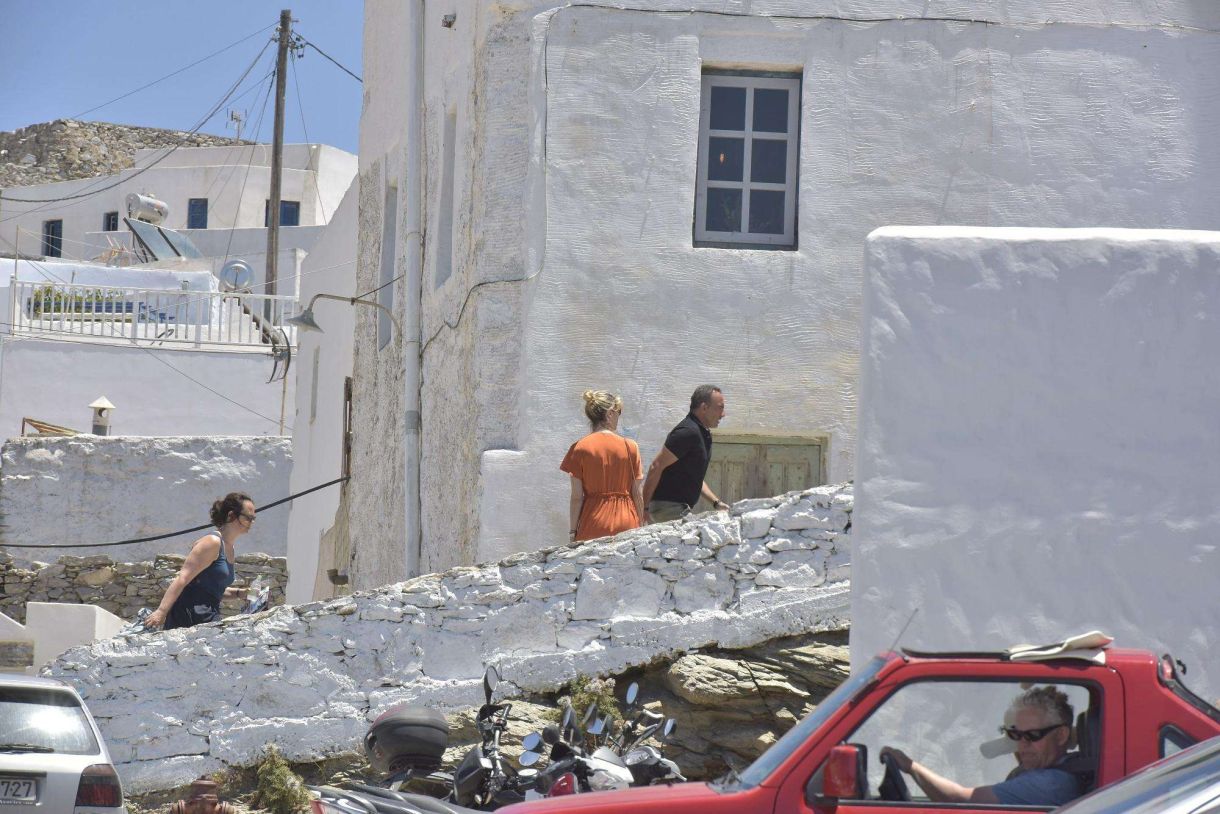 Αμοργός Το TF1 αφιερώνει 3