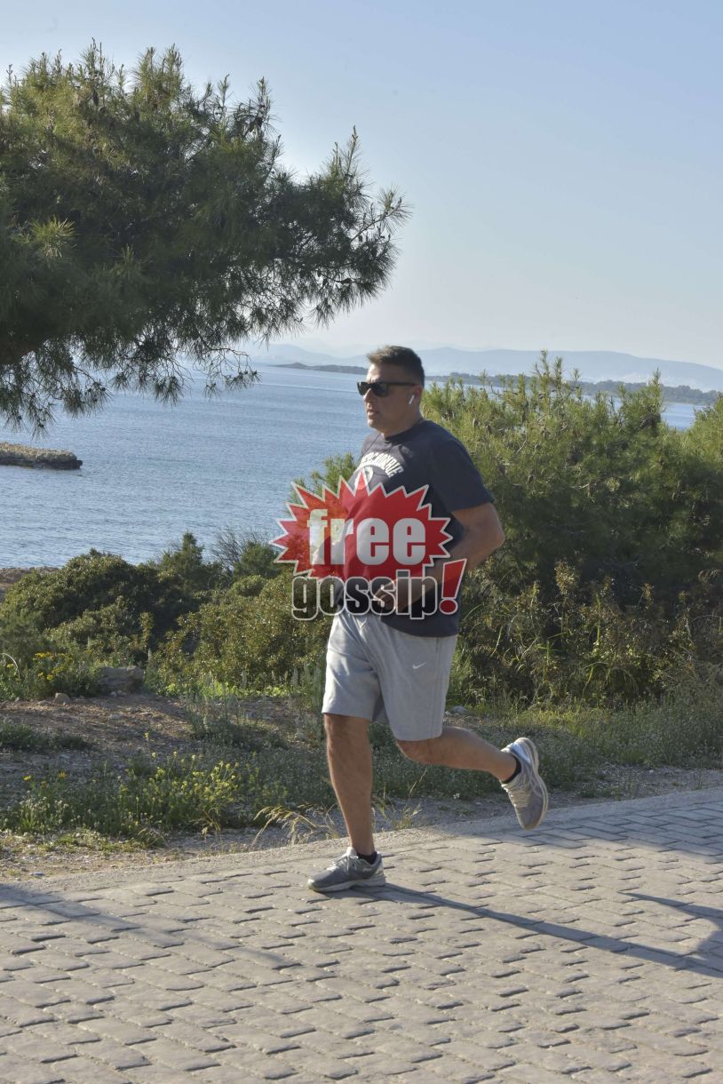 Νότια Προάστια! Δείτε σε τι ΠΑΡΑΔΕΙΣΟ ΤΡΕΧΕΙ ο Γιώργος Λιάγκας