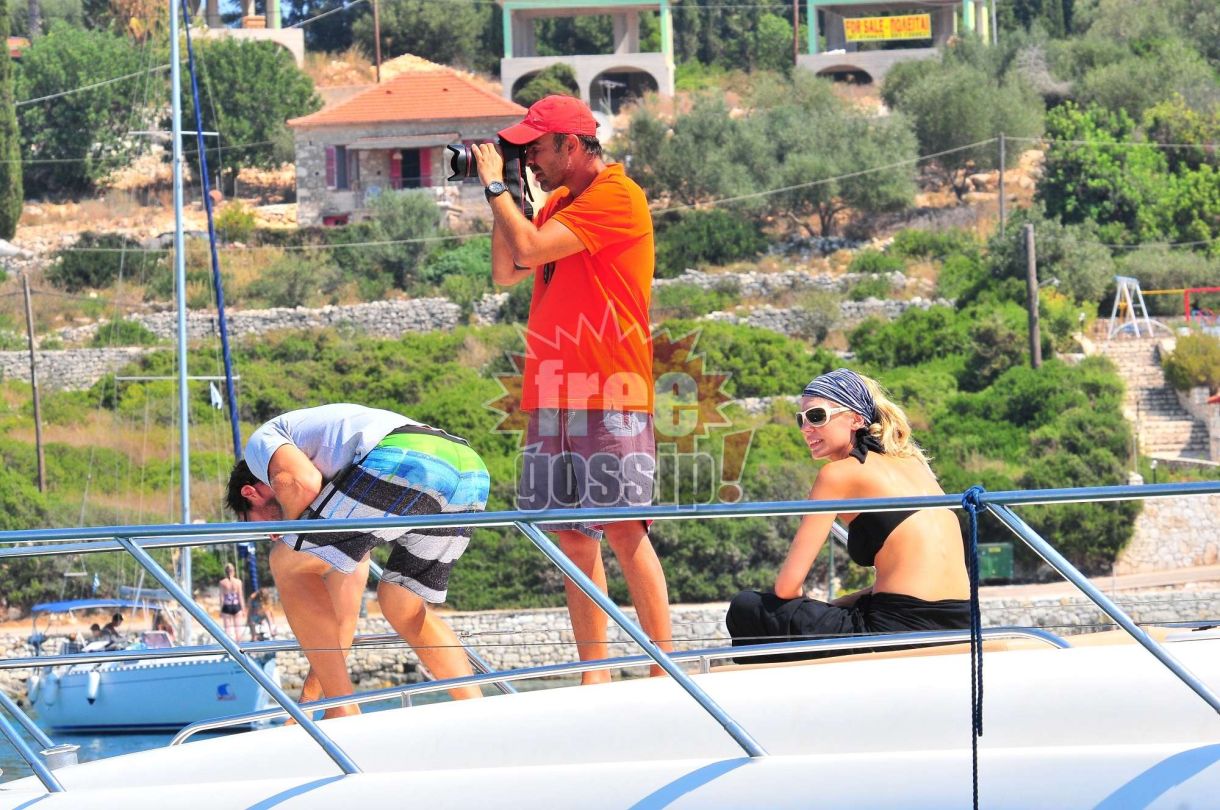 Lifestyle Nikos Aliagas on board in Kefalonia