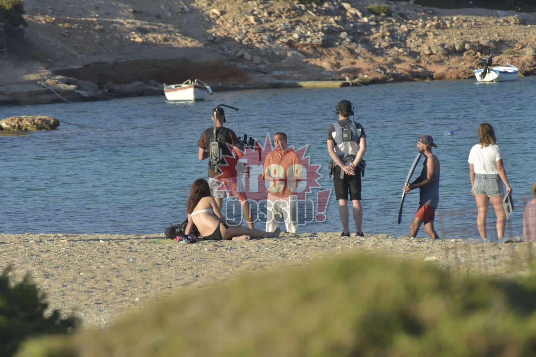 Nikos Aliagas! Έν ώρα γυρισμάτων σε Ελληνικό νησί! Δείτε πόσα άτομα συνεργείο έστειλε το Γαλλικό κανάλι!