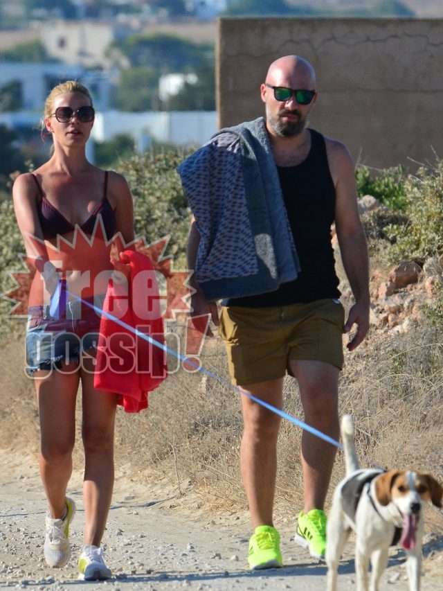 Διάσημοι με σκυλιά! Μακρυπούλια - Μουτσινάς τα έχουν παντού και πάντα μαζί