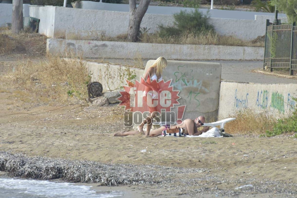 Ασύλληπτο βίντεο με τη Φαίη Σκορδά! Πως μένει με υ μαγιό της και ποζάρει στον παπαράτσο!