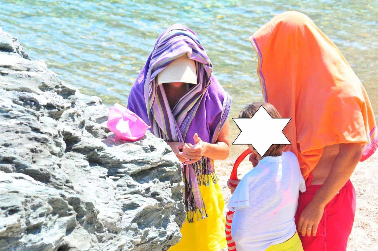 Ελένη Μενεγάκη Ματέο Παντζόπουλος Ντύθηκαν Παλαιστήνιοι Η ωριμότητα των σελέμπριτις