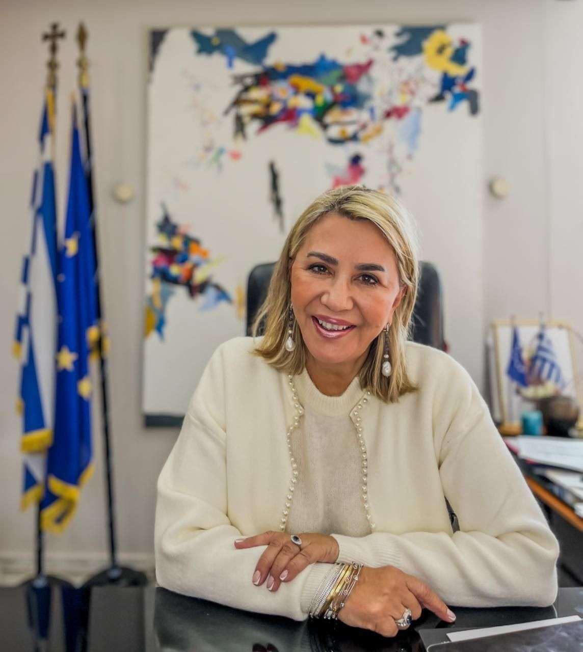 Ζέτα Μακρή ΒΙΟΓΡΑΦΙΚΟ ηλικία! Ποια είναι η βουλευτής που κατήγγειλε το δημοσιογράφο Δημήτρη Μαρέδη για εκβιασμό 10