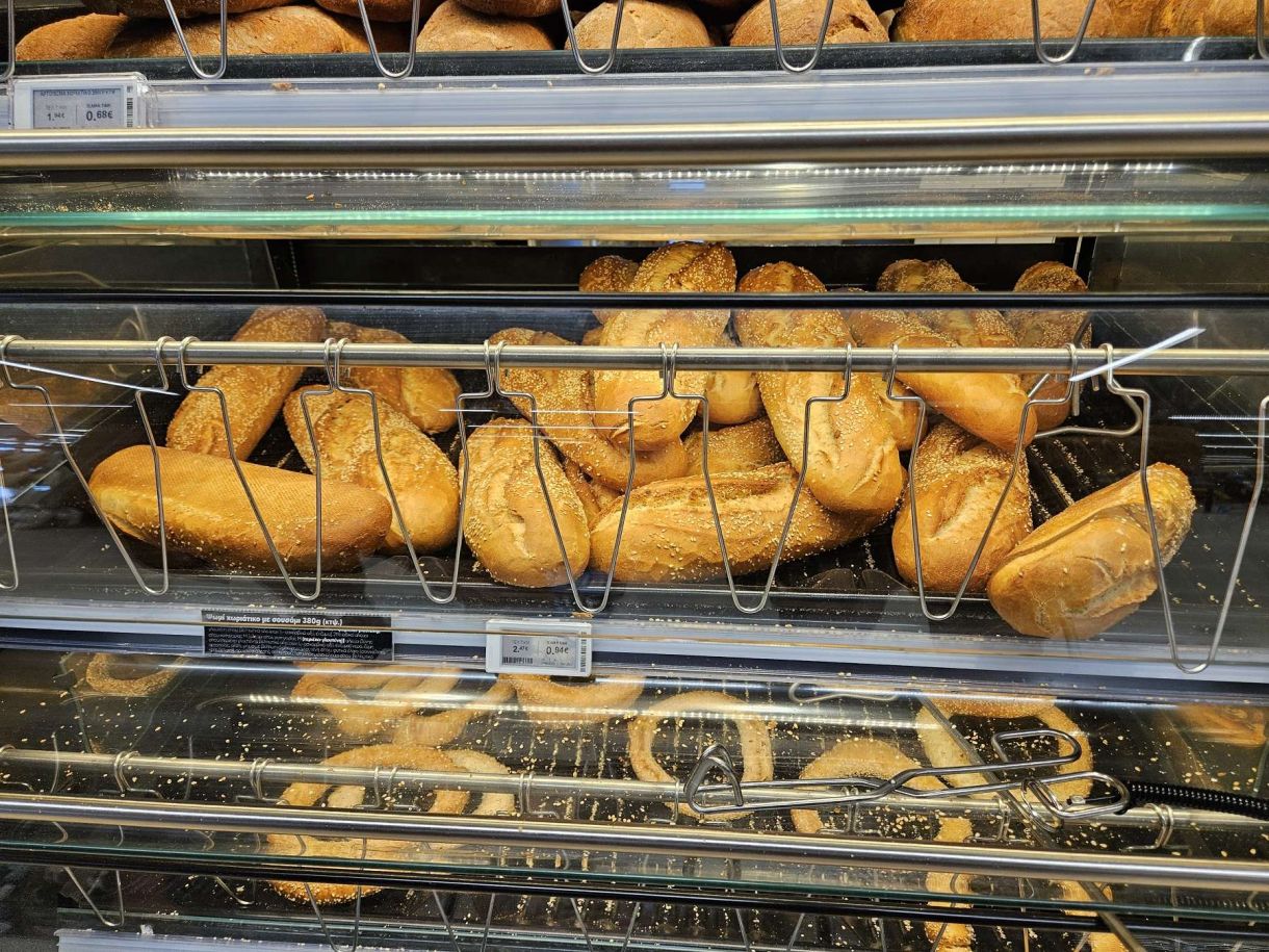 Ψωμί τιμή σήμερα Το πιο λαικό αγαθό σε.κρίση