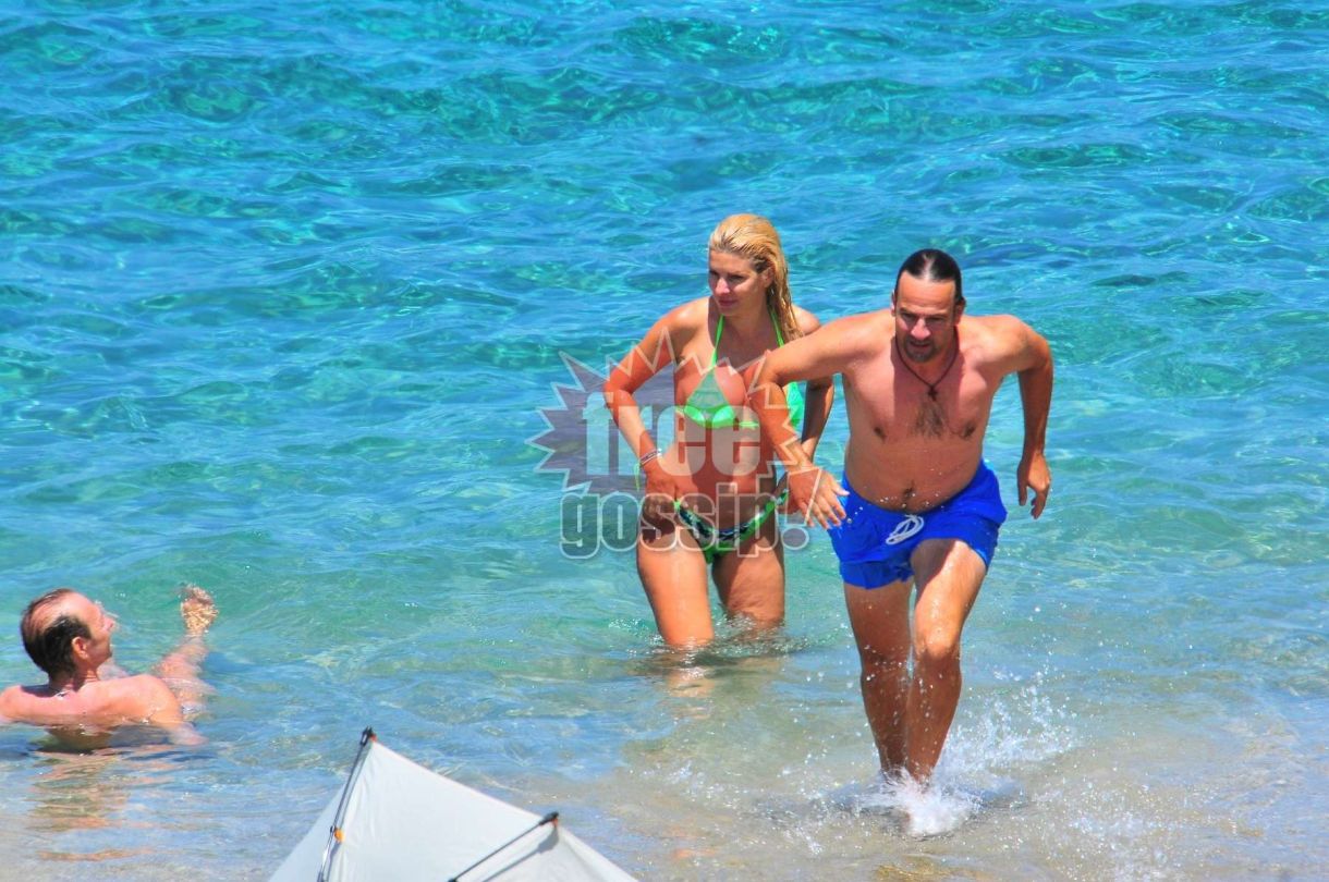 Paparazzi! Η ιστορία πίσω από την φωτογραφία ενός εξωφύλλου