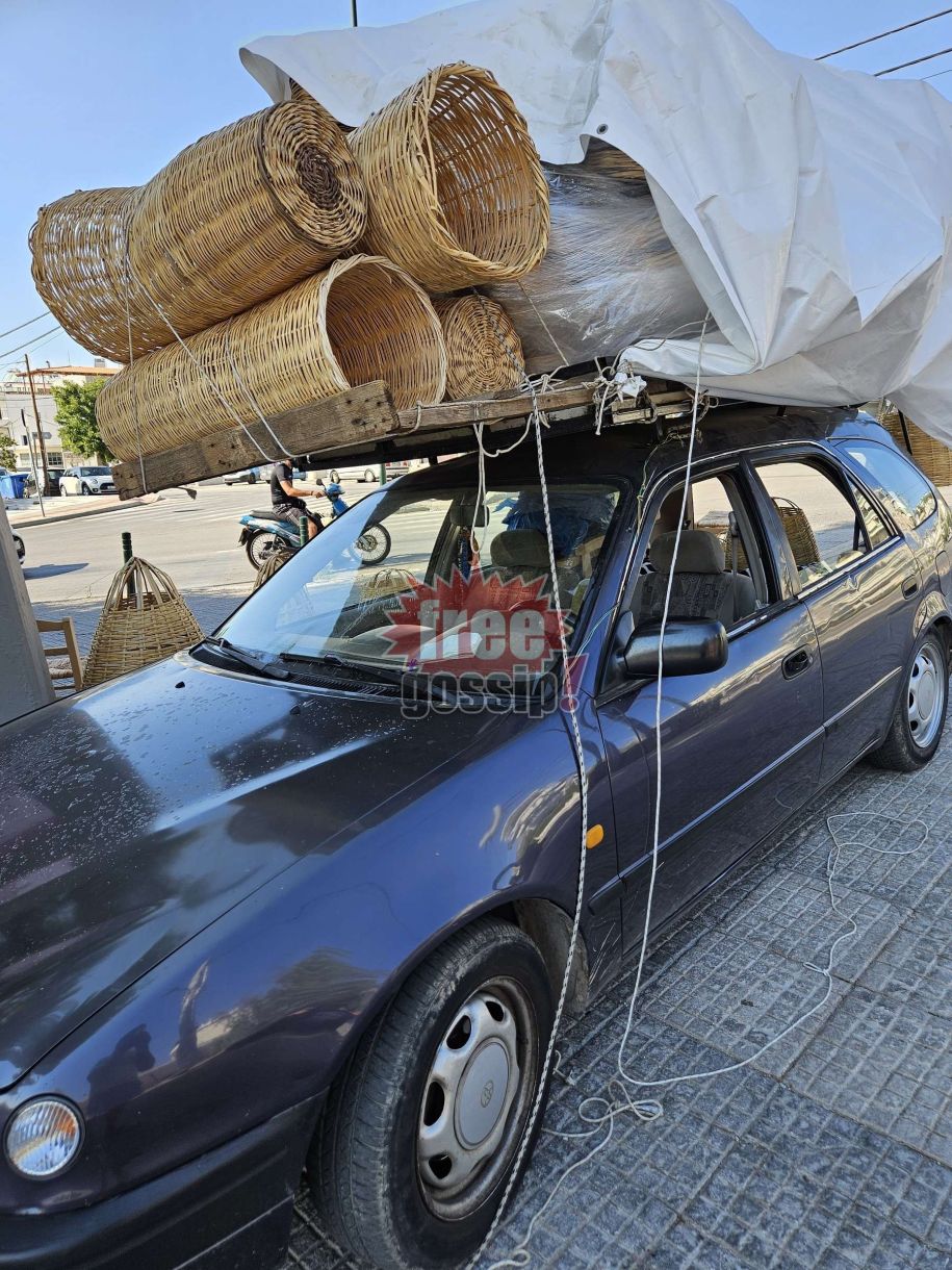 Γλυφάδα (βίντεο)! Βρήκαμε άνθρωπο σε αυτοκίνητο γκαρσονιέρα! Μας δείχνει πως κοιμάται, πως ζει