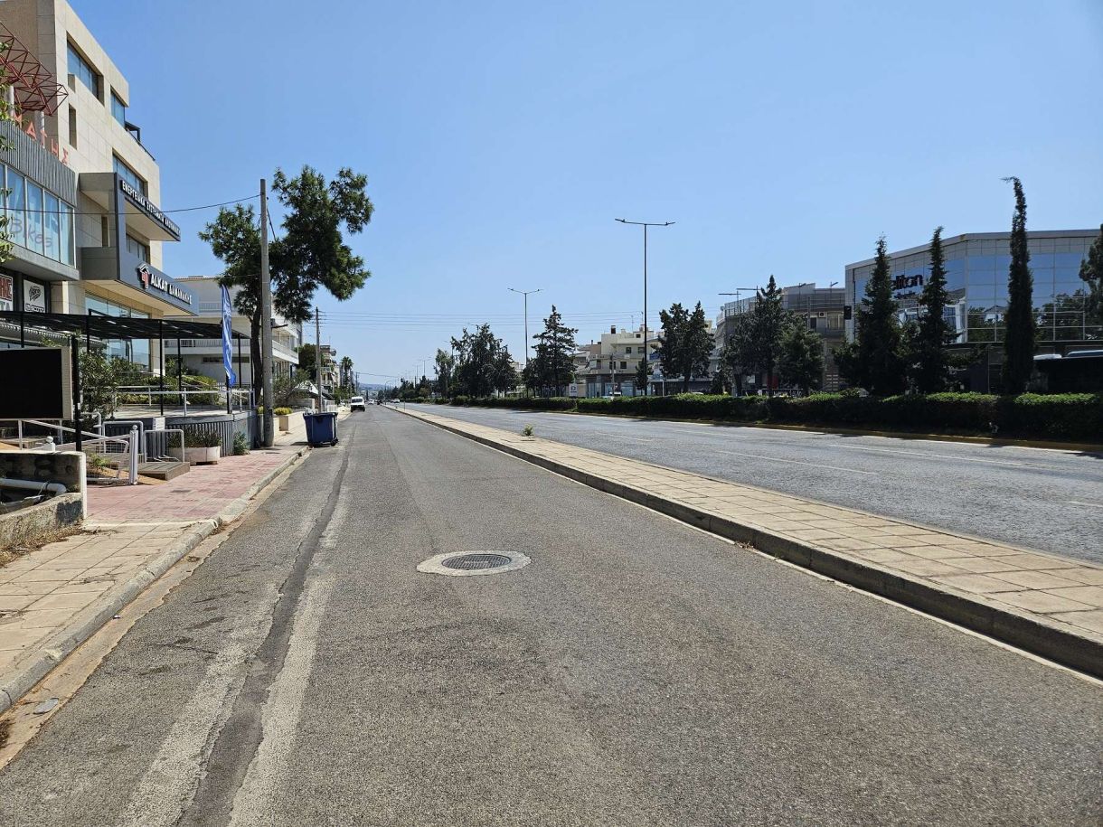 Γλυφάδα κίνηση στους δρόμους βίντεο! Μοιάζει “ψεκασμένη” η λεωφόρος Βουλιαγμένης