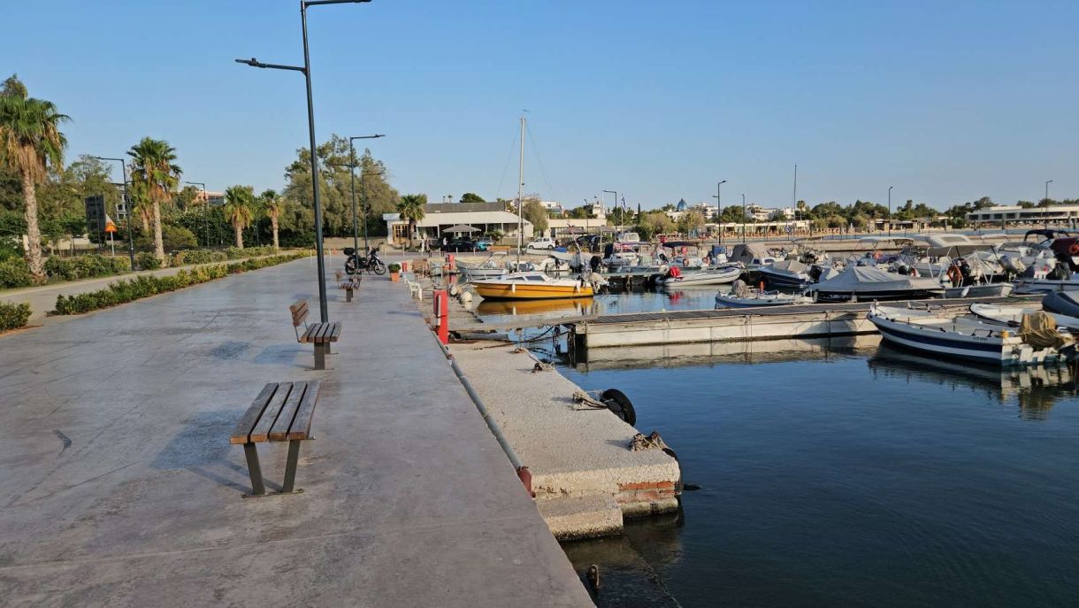 Γλυφάδα – μαρίνα (βίντεο)! Απλά, δες τι κερδίζεις αν έρθεις μια βόλτα σήμερα!