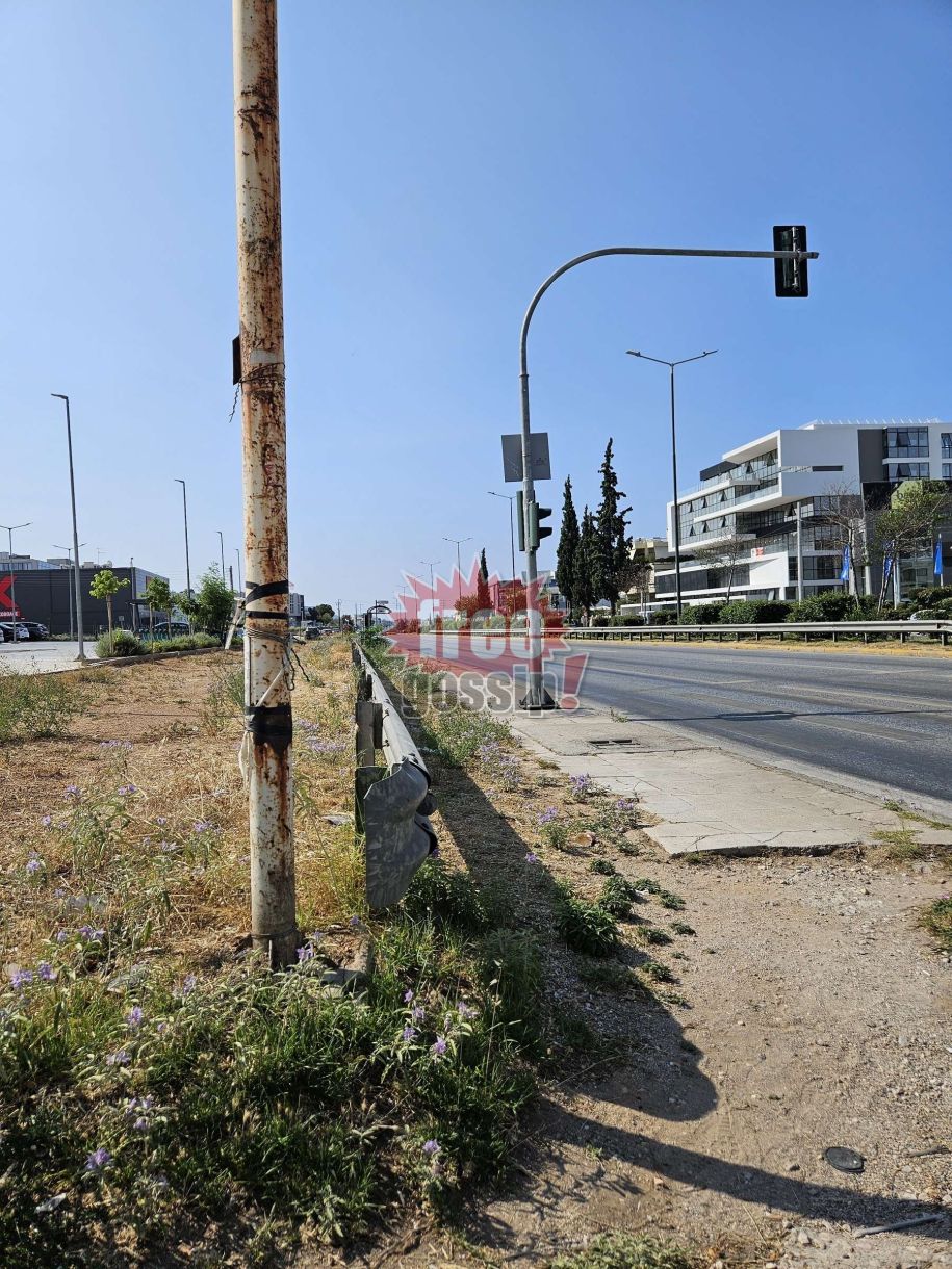Κίνηση στους δρόμους νότια προάστια! Άδειασε η πόλη; Η απάντηση στο μυστήριο